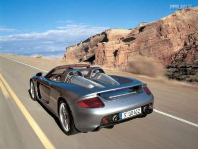 porche carrera vue de derriere